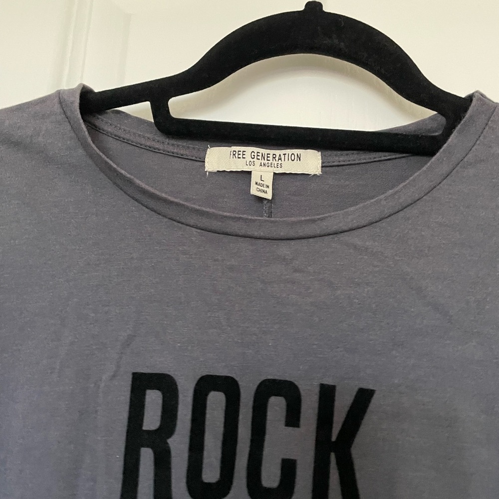 Free Generation tee - Picture 4 of 10